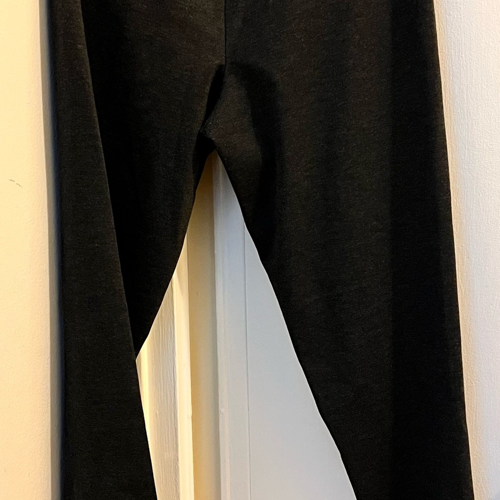 Vince Camuto leggings